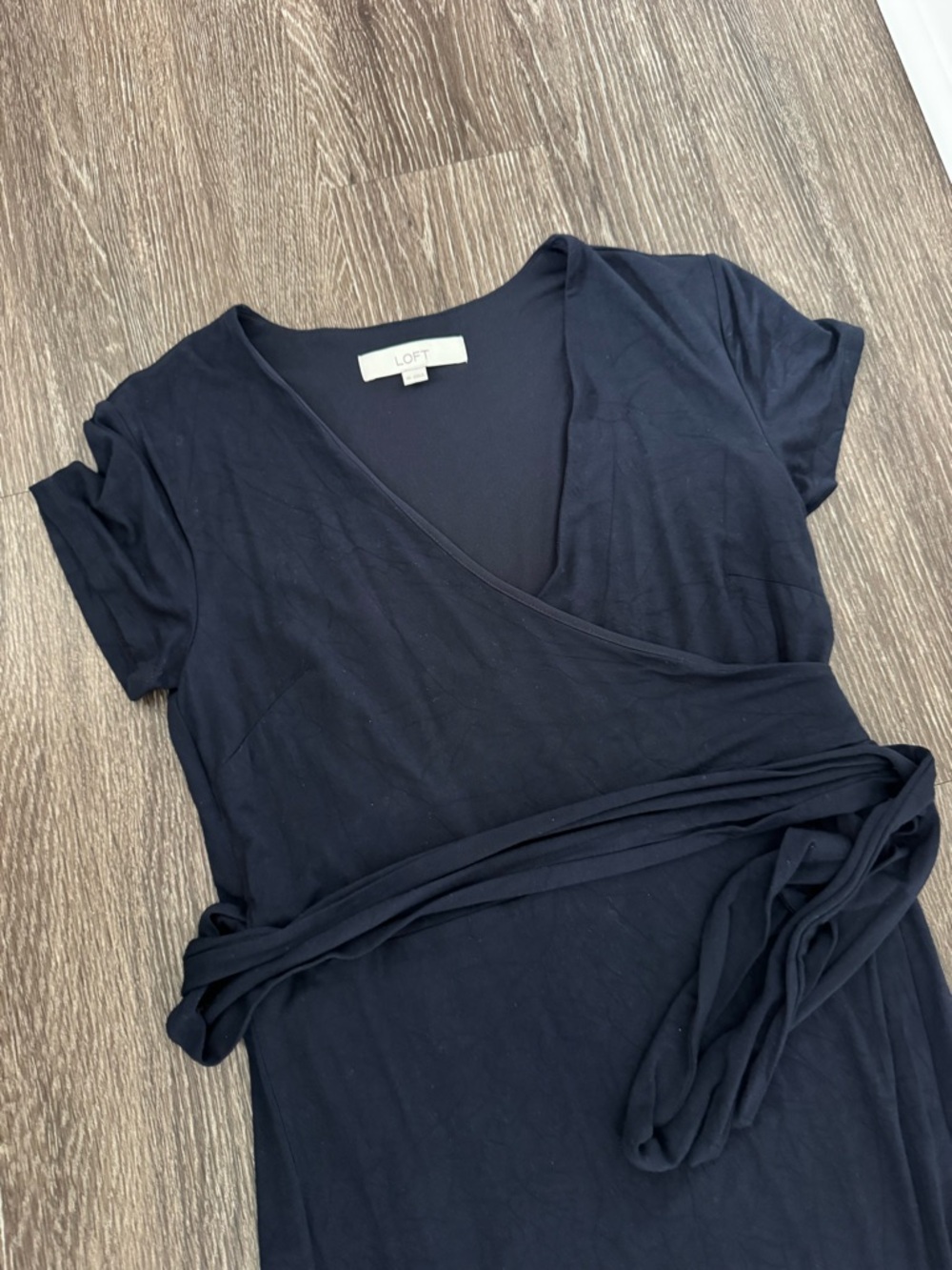Loft Wrap Style Dress - Picture 2 of 7